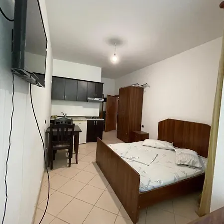 Hotel Demar Shëngjin