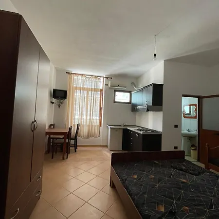 Hotel Demar *